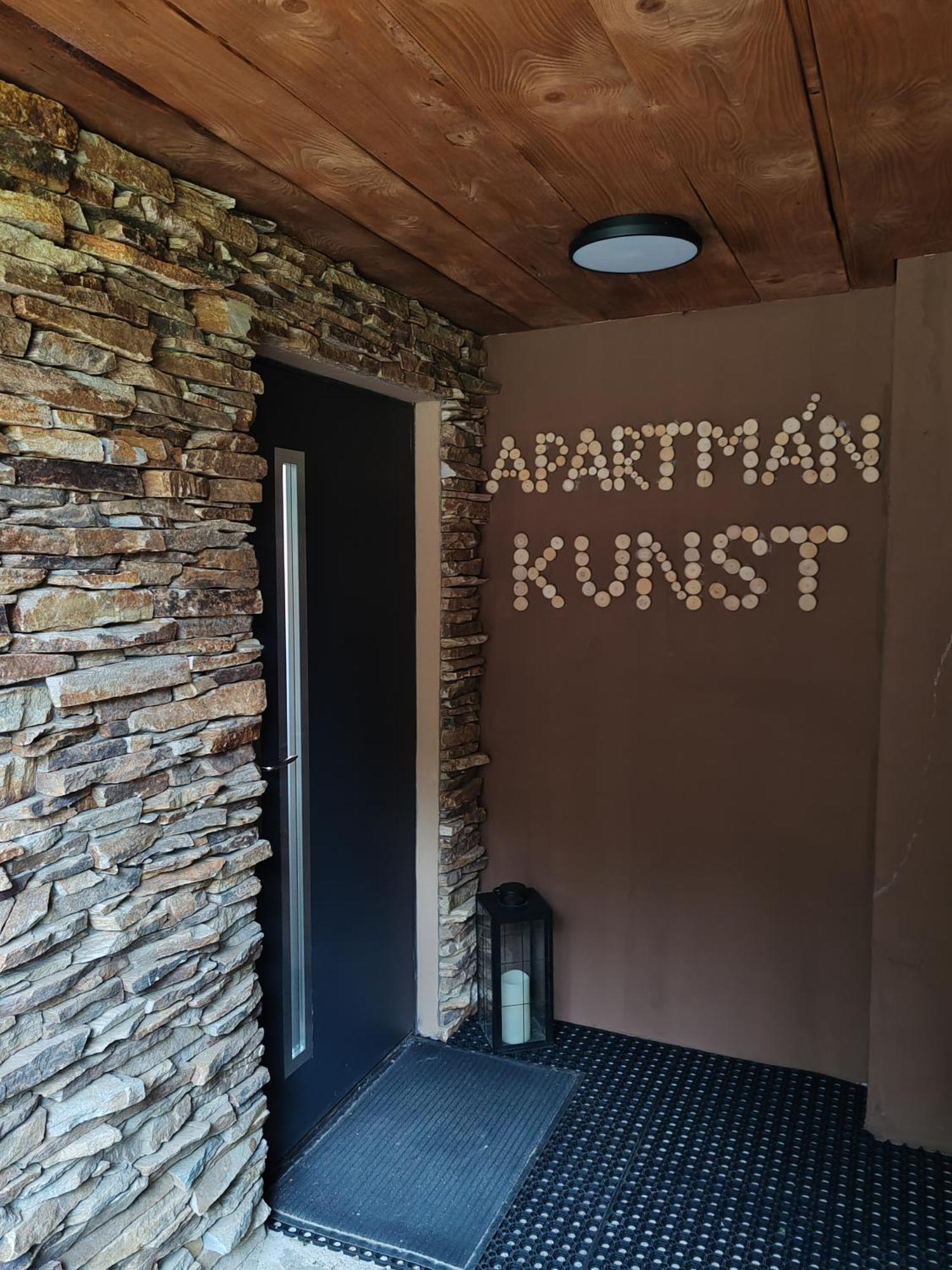 Apartman Kunst Korenov Exterior photo