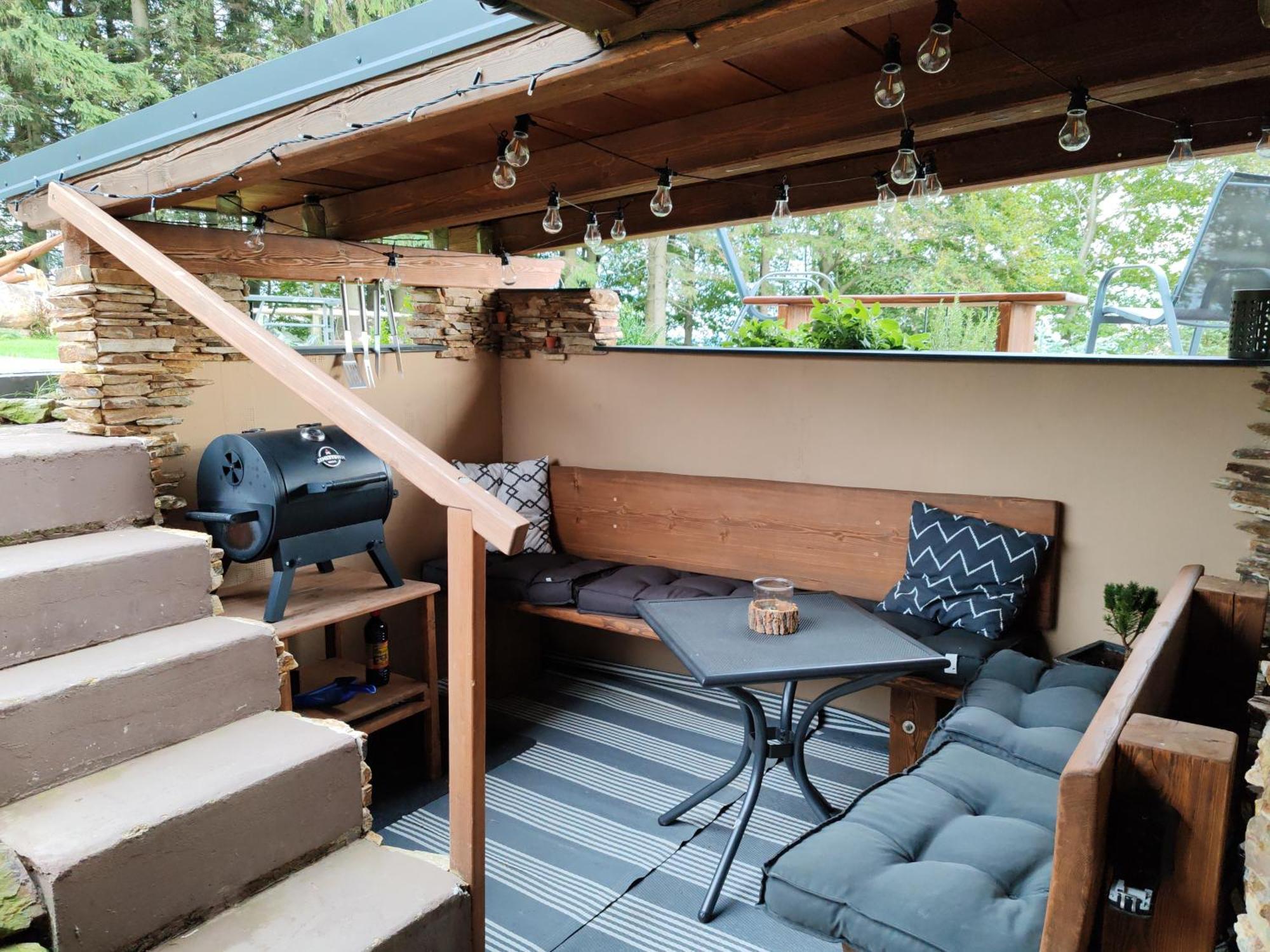 Apartman Kunst Korenov Exterior photo