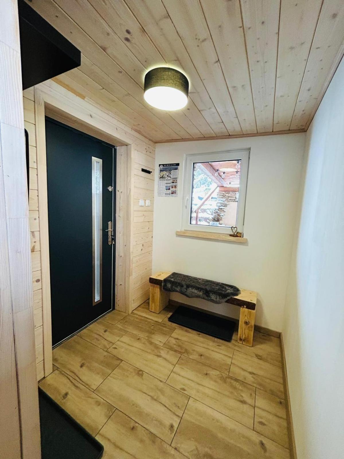 Apartman Kunst Korenov Exterior photo