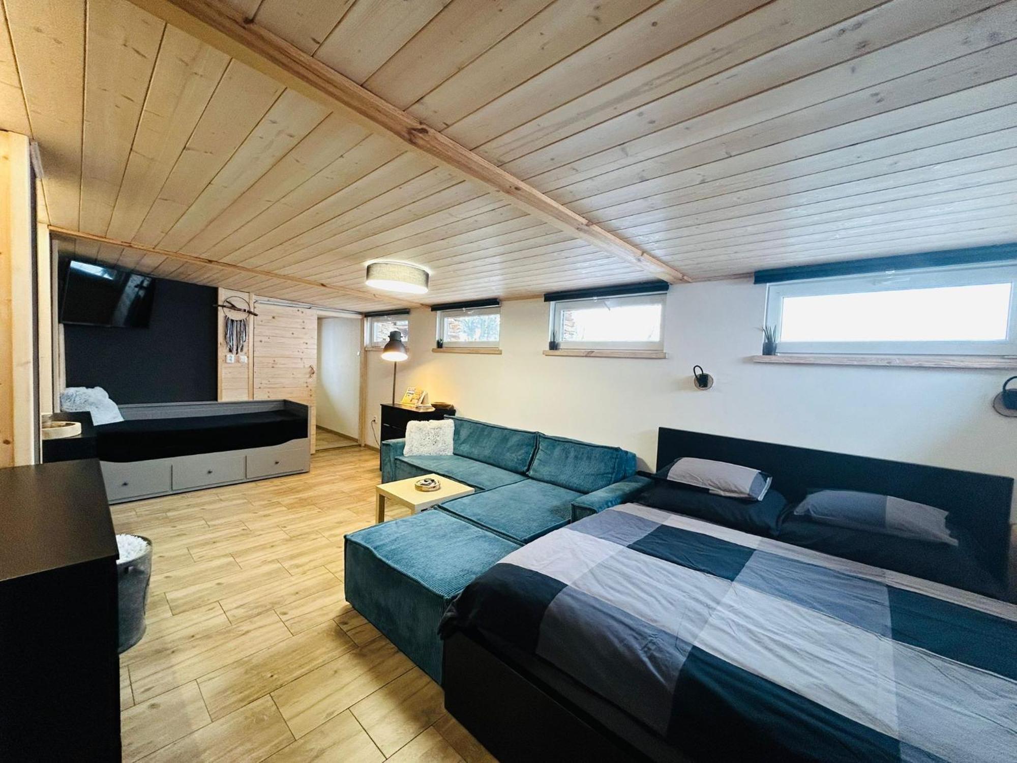 Apartman Kunst Korenov Exterior photo